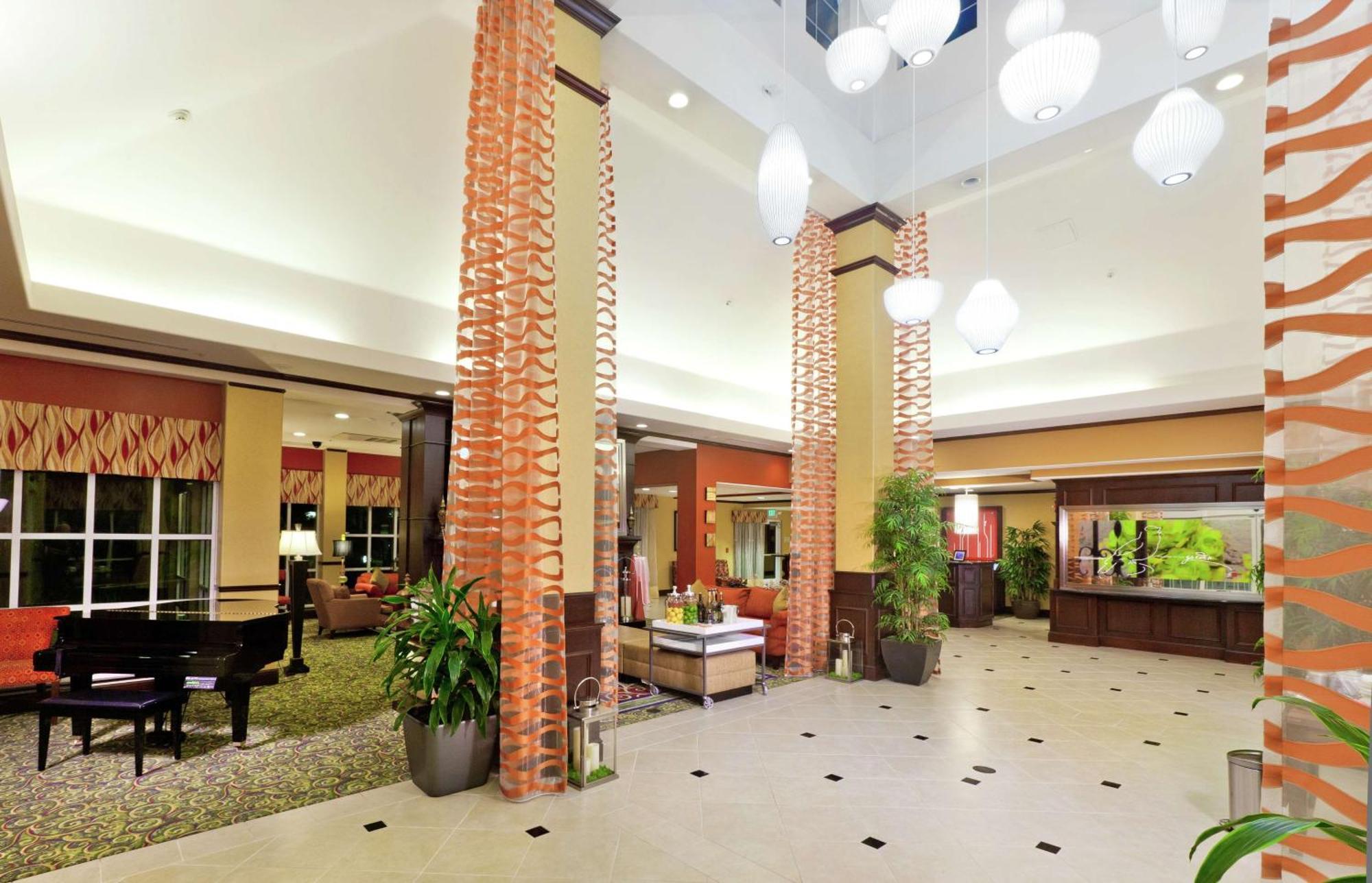 Hilton Garden Inn Fontana Luaran gambar