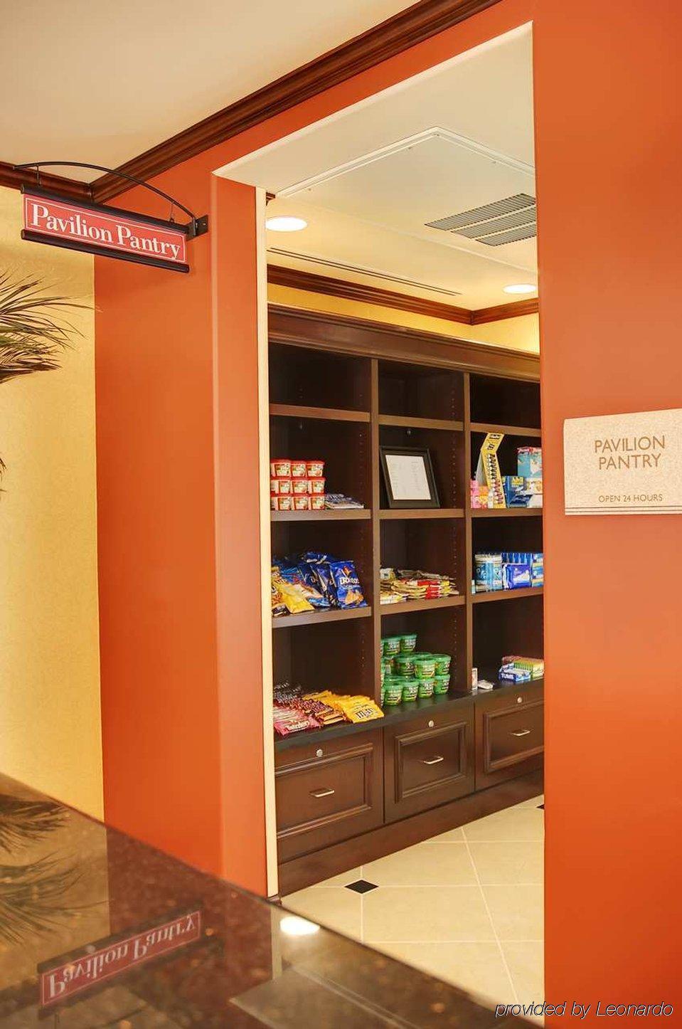 Hilton Garden Inn Fontana Kemudahan gambar