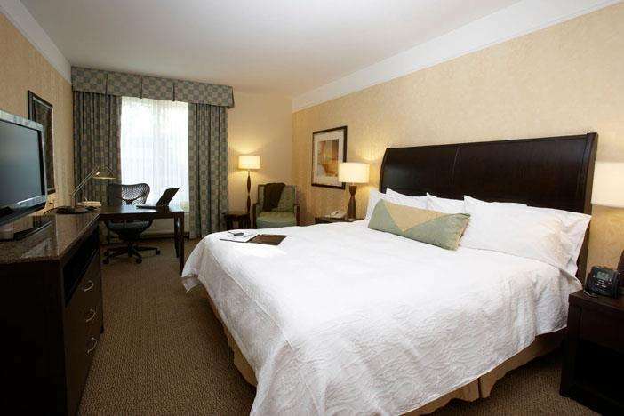 Hilton Garden Inn Fontana Bilik gambar